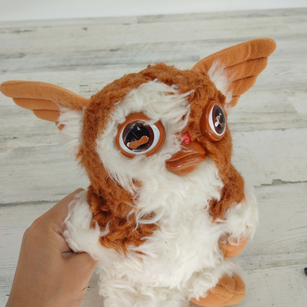 Hasbro Softies Vintage 1984 Gremlins Squeaker Plush 10" Brown/White Fuzzy